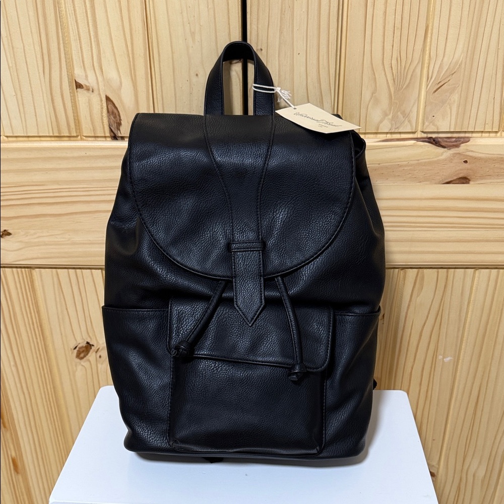 Universal Thread Black Backpack NWT - image 1